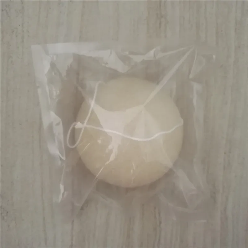 white in package 1 шт. натуральная косметика Konjac Puff бамбуковый уголь Очищающая губка для макияжа средство для чистки лица гладкая Красота Эфирное средство Konnyaku - Цвет: white in package