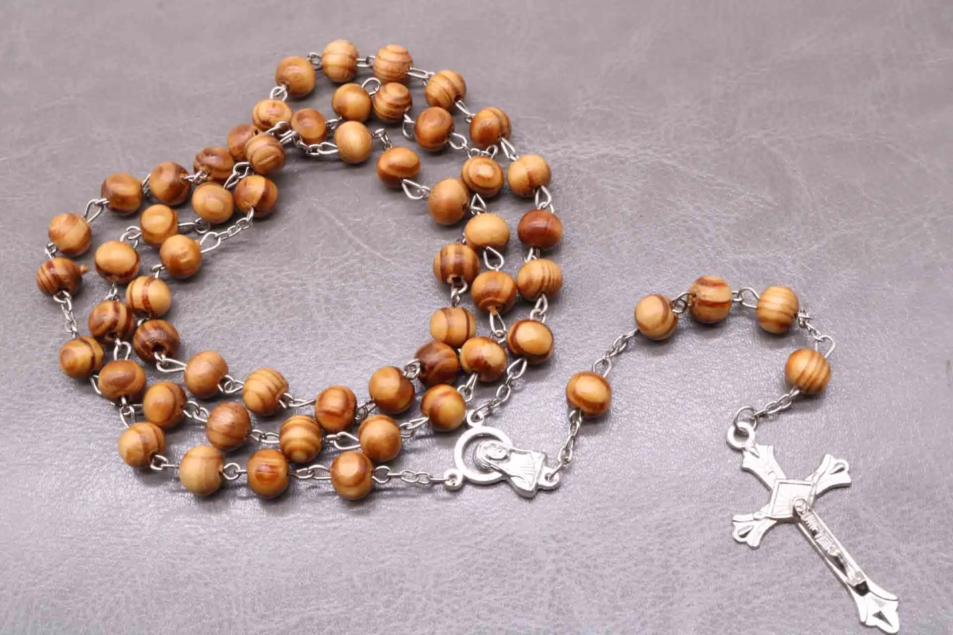 Hot classic red 8mm rose scented wooden rosary necklace. Saint Mary Christ's Cross Pendant Accessories Fashionable | Украшения и