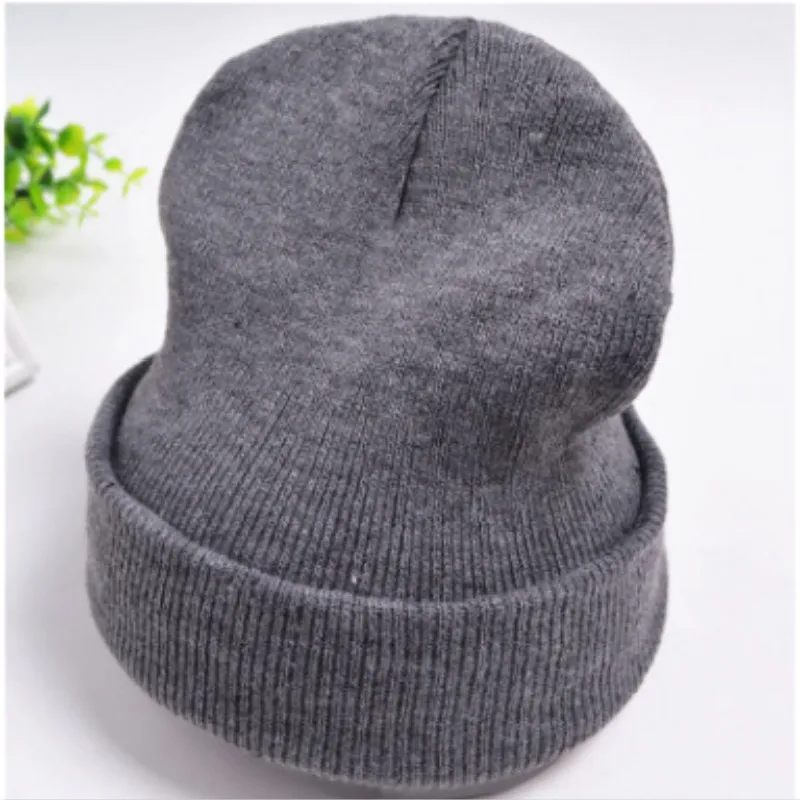 Женская Вязаная Шапка бини Skullies на весну и осень повседневная однотонная вязаная