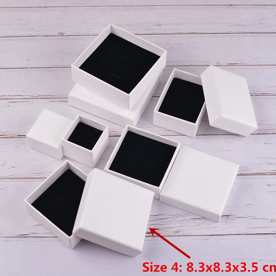 8.3x8.3x3.5cm Plain 100 шт./лот, высокое качество, роскошная белая/коричневая/черная/серебряная бумажная коробка для упаковки ювелирных изделий, кольца, напечатанный логотип торговой марки на заказ - Цвет: 8.3x8.3x3.5cm Plain