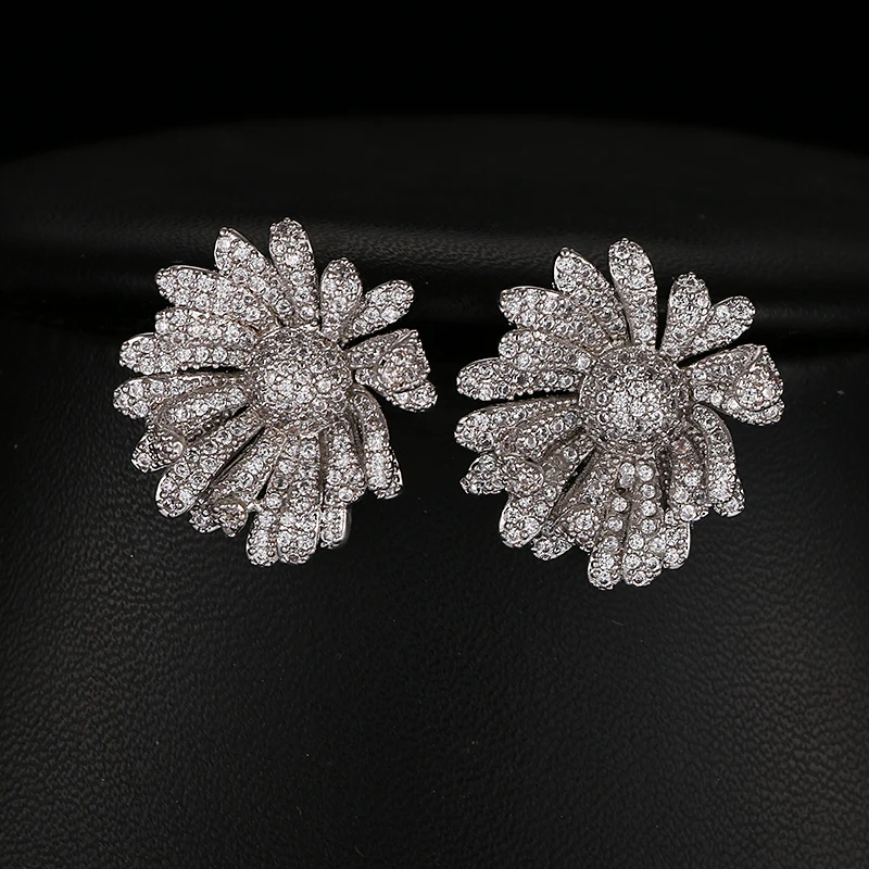 

Beautiful Big Flower Women Stud Earrings Sparking Cubic Zirconia Pave White Gold Color Earring Brincos For Party Gifts E-005