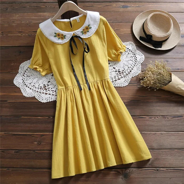 Летнее платье для женщин с цветочной вышивкой Хлопковые Платья коротким рукавом