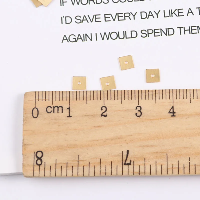 1000 шт./лот 4 мм плоские квадратные пайетки в форме для шитья Свадебное Ремесло ПВХ