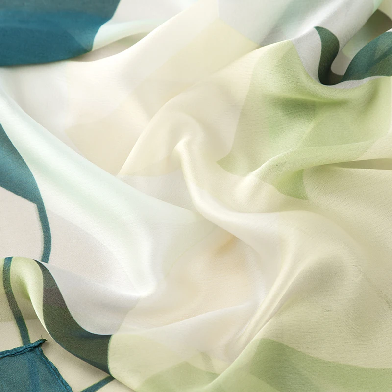Luxury Brand Women Silk Scarf Beach Shawl and Echarge Luxurious Wrap Designer Scarves Plus Size Female Stole Bandana 7IV |