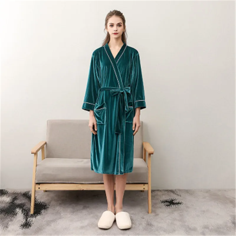 

Unisex New Winter Velvet Robe Woman Sexy Loose Sashes Sleepwear Long Sleeve Solid Color Female Bathrobe Thick Robes 2021Ma5029