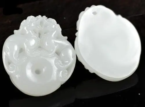

Exquisite Chinese Good Luck Jade Carving Natural Hetian White Jade Necklace Pendant Amulet Pixiu Unicorn Auspicious Beast Statue