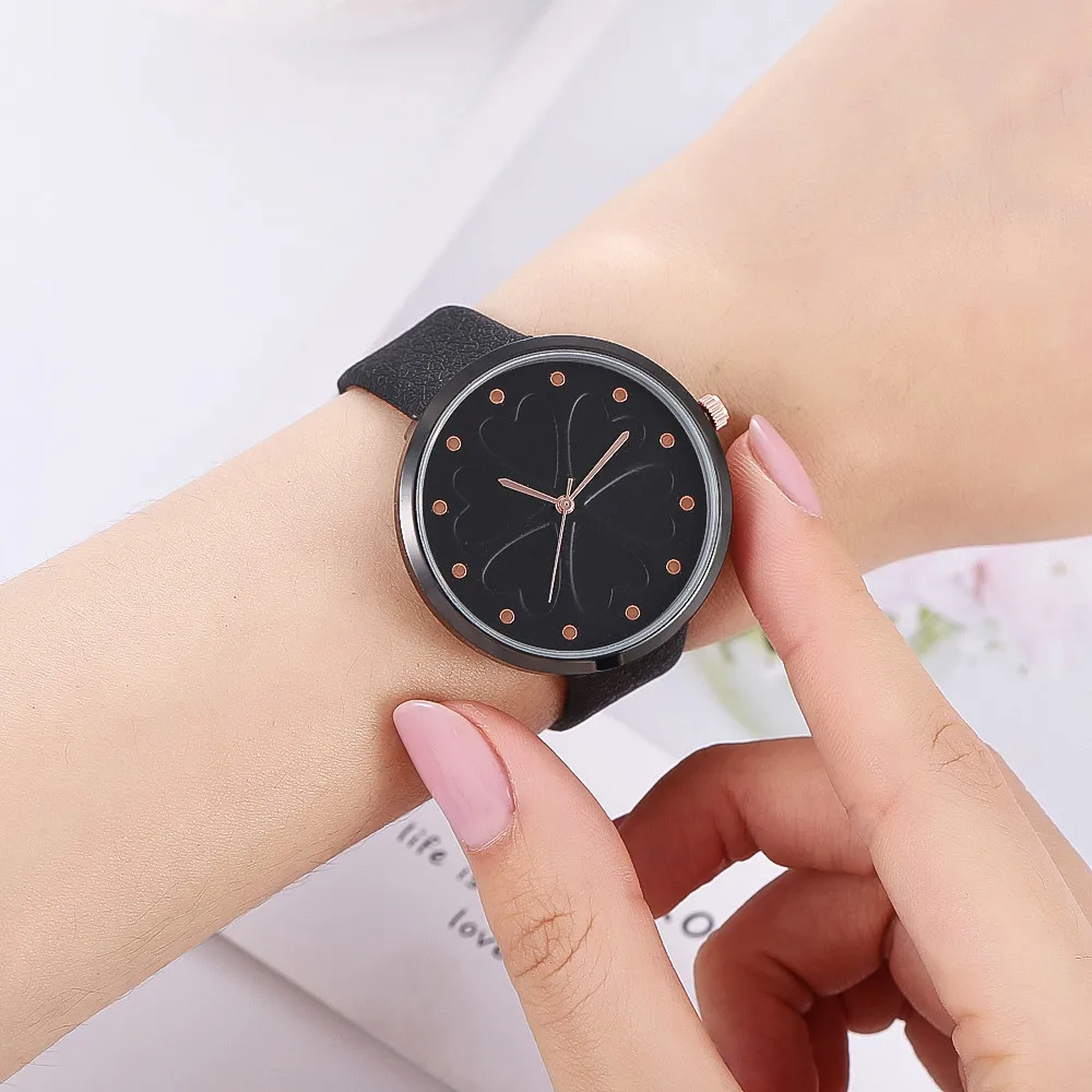 Часы наручные с рельефным тиснением оригинальные студенческие повседневные