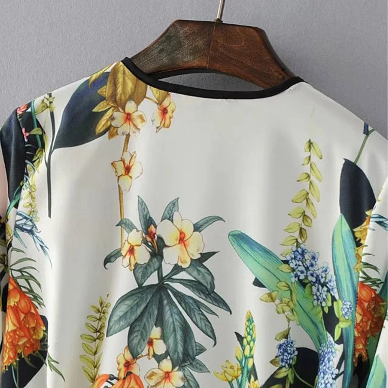 Модная футболка с длинными рукавами и принтом листья Цветочный принт поясом