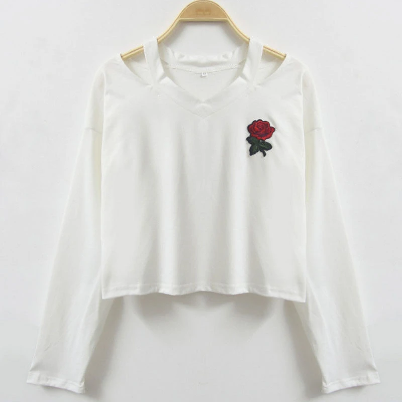 Женский укороченный топ с вышивкой в виде роз v образным вырезом и открытыми