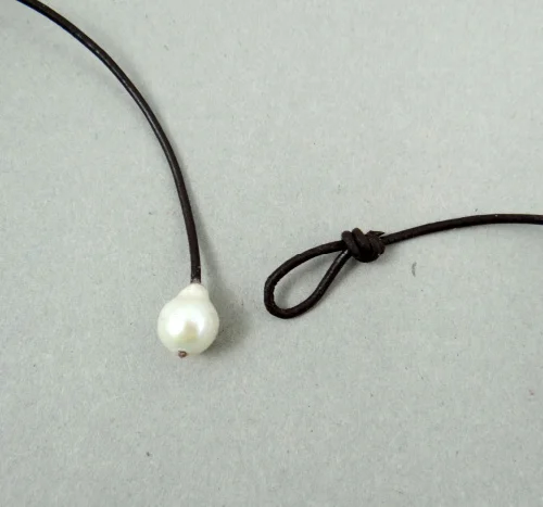 Коричневый из натуральной кожи белый пресноводный жемчуг ручной работы