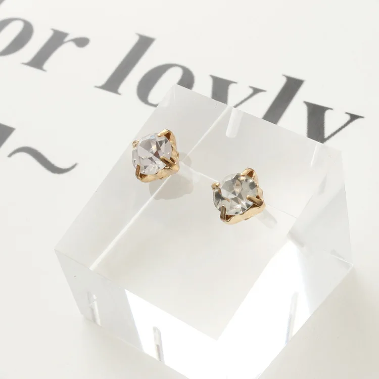 Серьги-гвоздики с большим и маленьким жемчугом комплект из 9 предметов 2018 |