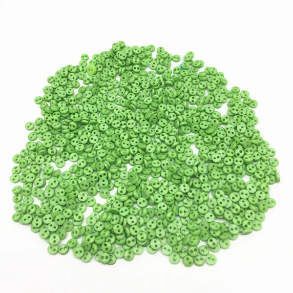 green 250 шт, 13 цветов, 4 мм, Круглые, 2 отверстия, маленькие пуговицы для кукол, для одежды, сделай сам, ручная работа, для шитья, плоская задняя сторона, пуговицы для скрапбукинга - Цвет: green