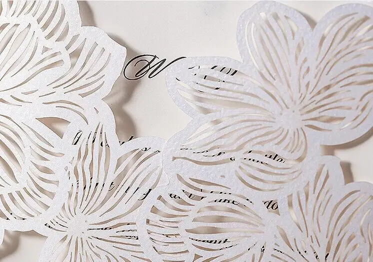 Customized White Laser Cut Floral Wedding Party Invitation Card Classic Engagement Invitations 95PCS Express Shipping | Дом и сад