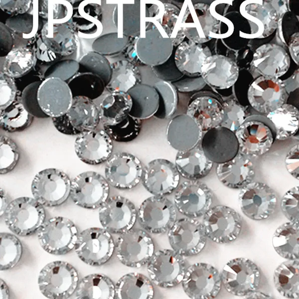 

korean rhinestones with 14 cutting facets size 5mm ss20 50 gross per pack ;rhinestone high levles shiny for pants design