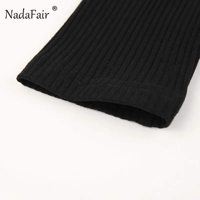 Nadafair трикотажное боди в рубчик с длинным рукавом для женщин; Цвет черный, белый; сезон осень-зима; Женское боди с вырезом лодочкой и пуговицами; облегающее боди для женщин