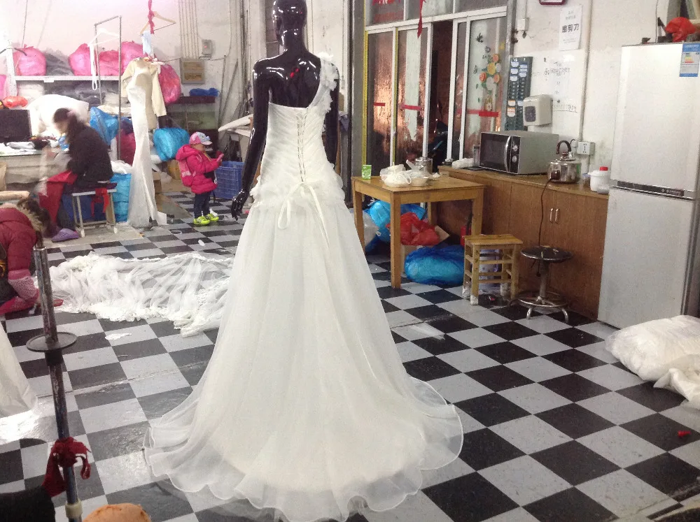 Новые Элегантные торжественные платья 2017 Pleat лиф плюс размер оболочка свадебное