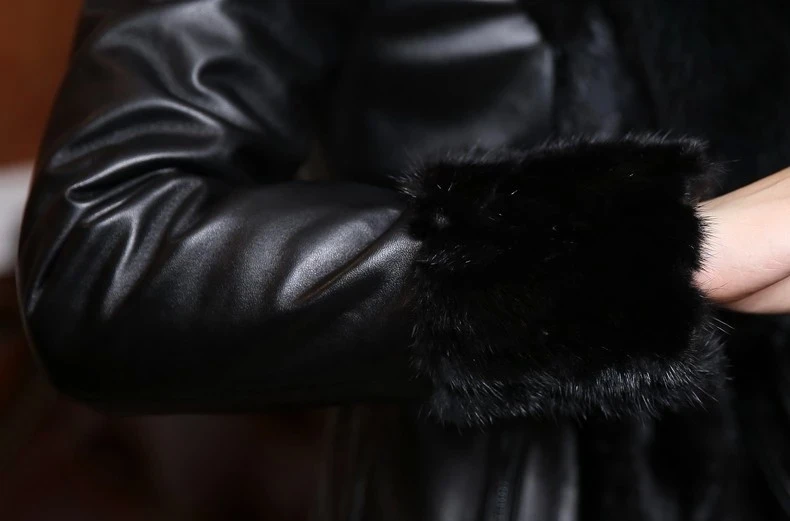 Женское верхнее пальто с искусственным мехом медиум-длинное, имитация норки с отделкой из кожзама с лисьим мехом.