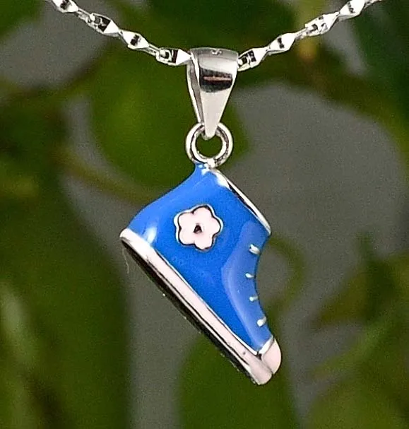 

Guarantee Plain 925 Sterling Silver, Shoes pendant 22mm, 3.3g, PE1450
