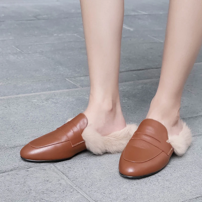 ISNOM/Новинка 2020 года Женские весенние плюшевые тапочки с круглым носком