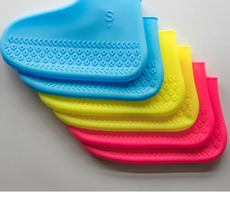 Shoe Covers Outdoor Waterproof Silicone Shoes Covers& Reusable Rain Boots for Men Women Waterproof Shoe Cover Zapatos De Mujer