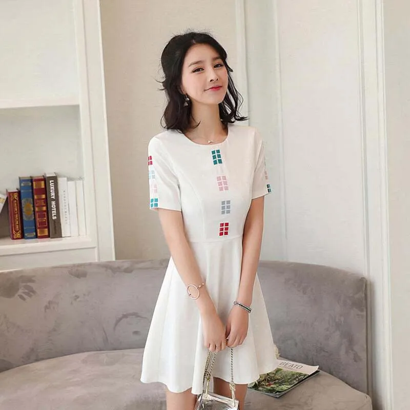 NoEnName_Null Летний Новый Белый женщин Сексуальный Вышивка Dress Casual О-Образным Вырезом
