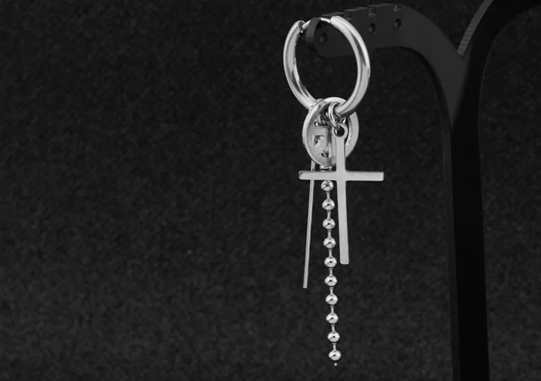 LEADERBEADS мужской Корейский серебряный крест из нержавеющей стали анти войны Kpop серьги клип на длинной кисточкой серьги для мальчиков Аксессуары в стиле панк