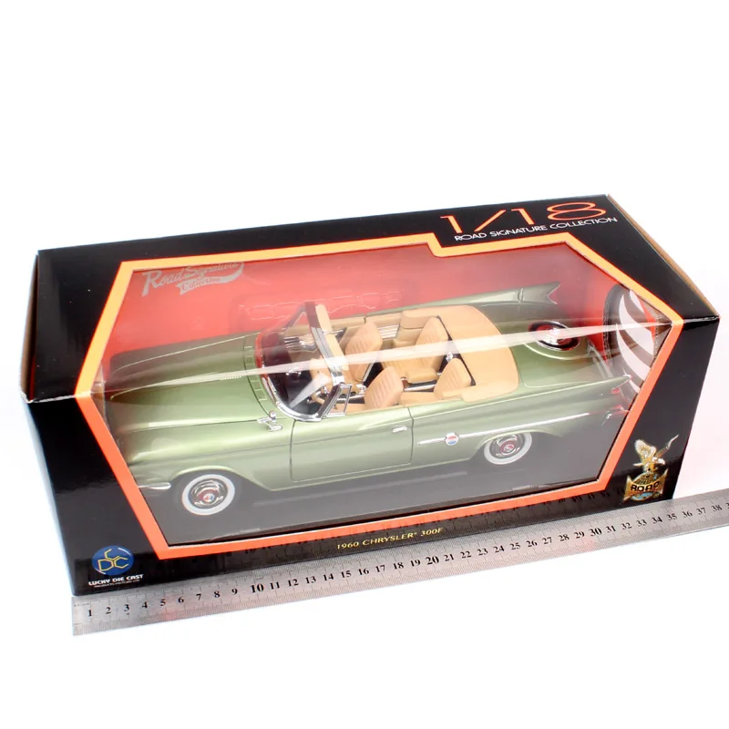 Брендовые винтажные Большие весы для автомобиля 1:18 бренды 1960 Chrysler 300F Lancia thema металлические модели автомобилей Diecasts& Toy транспортные средства miniaturas