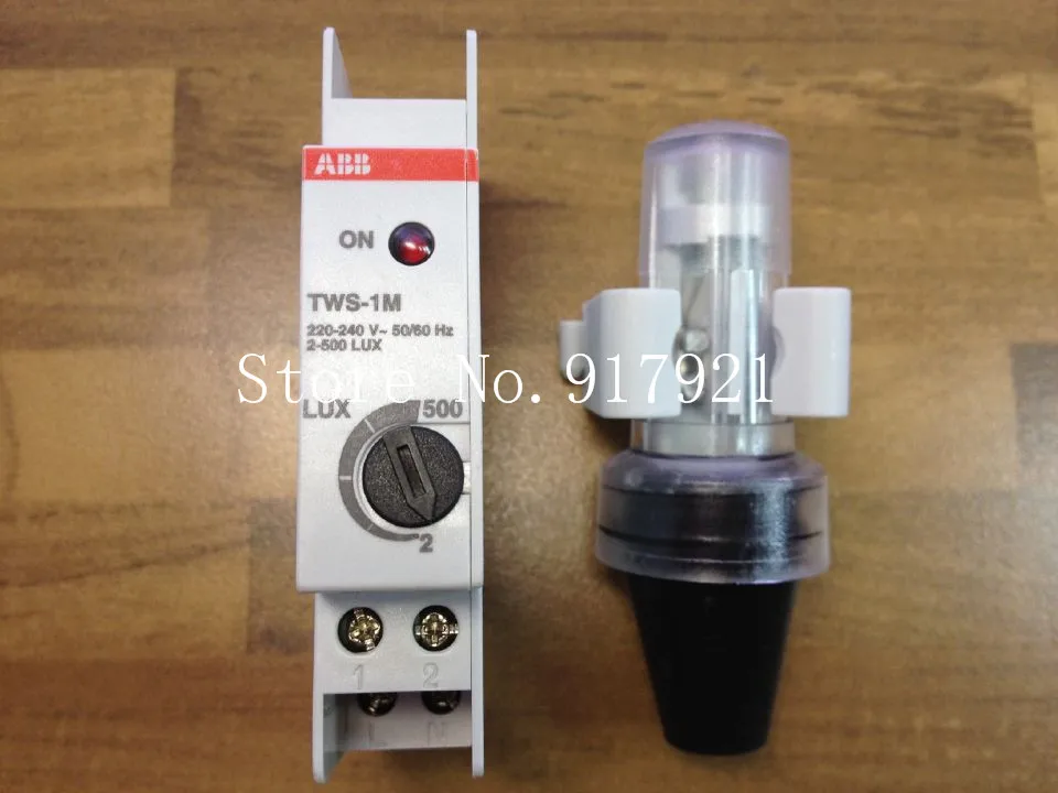 

[ZOB] The United States original TWS-1M photosensitive control switch (with installed probe) original authentic 220V