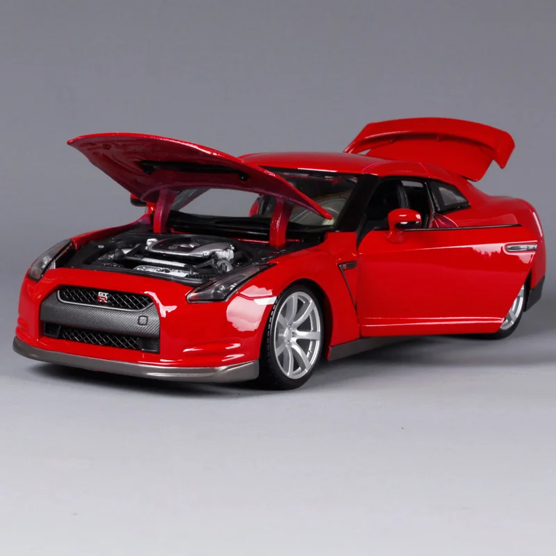 Bburago 1:18 2009 Nissan GT R спортивный автомобиль литой модельный игрушка Новый в коробке