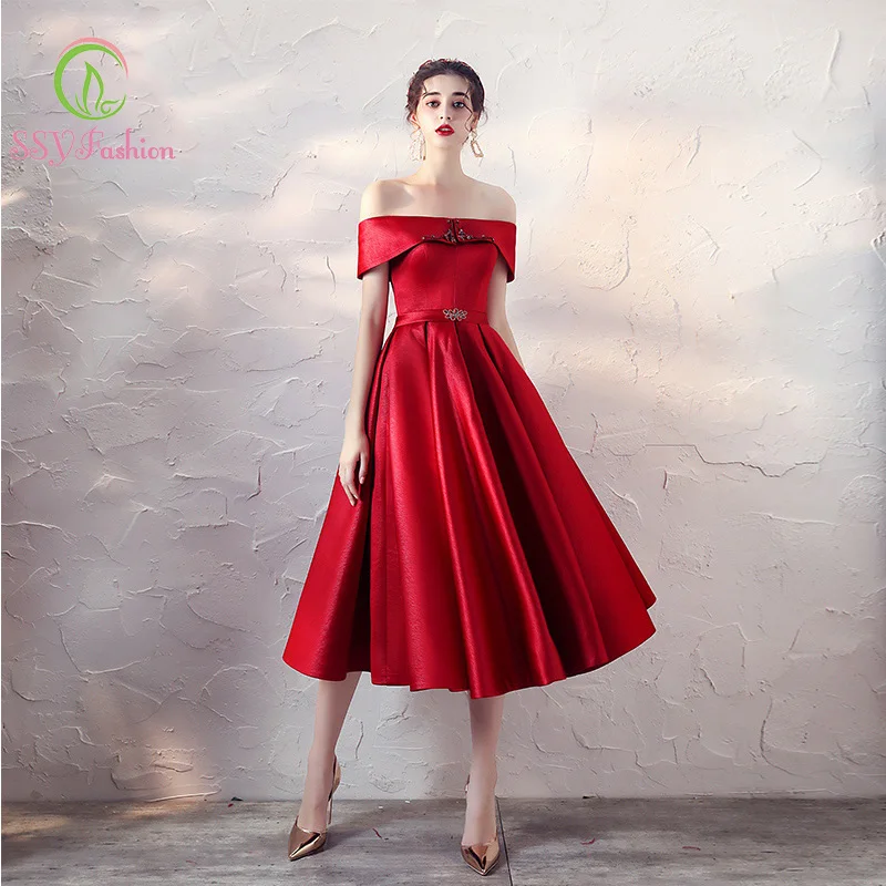 Женское коктейльное платье SSYfashion красное с вырезом лодочкой длиной до колена для