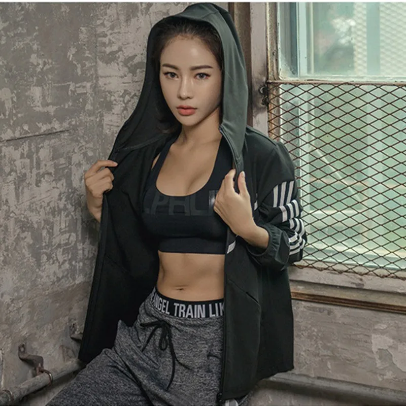 2018 новые женские комплекты для йоги спортивная одежда бега фитнеса спортивный