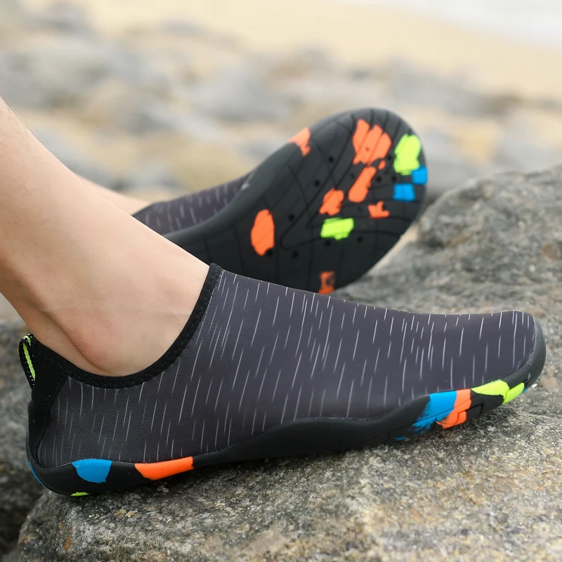 Летняя обувь Мужская дышащая Aqua Женские резиновые кроссовки Пляжные шлепанцы