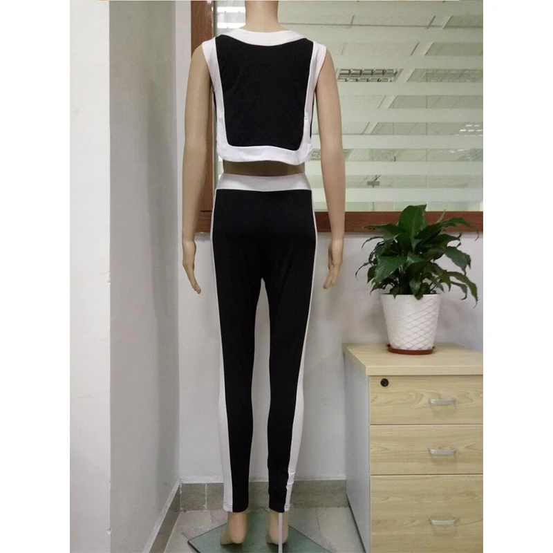 Полосатый костюм Для женщин Комплект из 2 предметов Outtwear тренировочный
