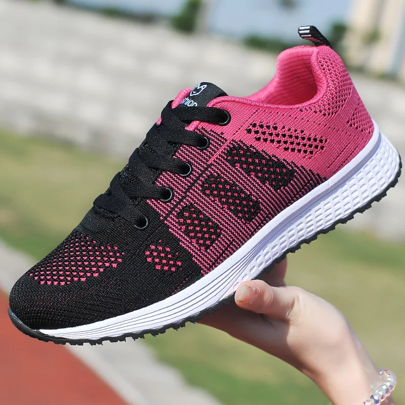 Женская обувь белые кроссовки на платформе в стиле ретро дышащие сетчатые осень