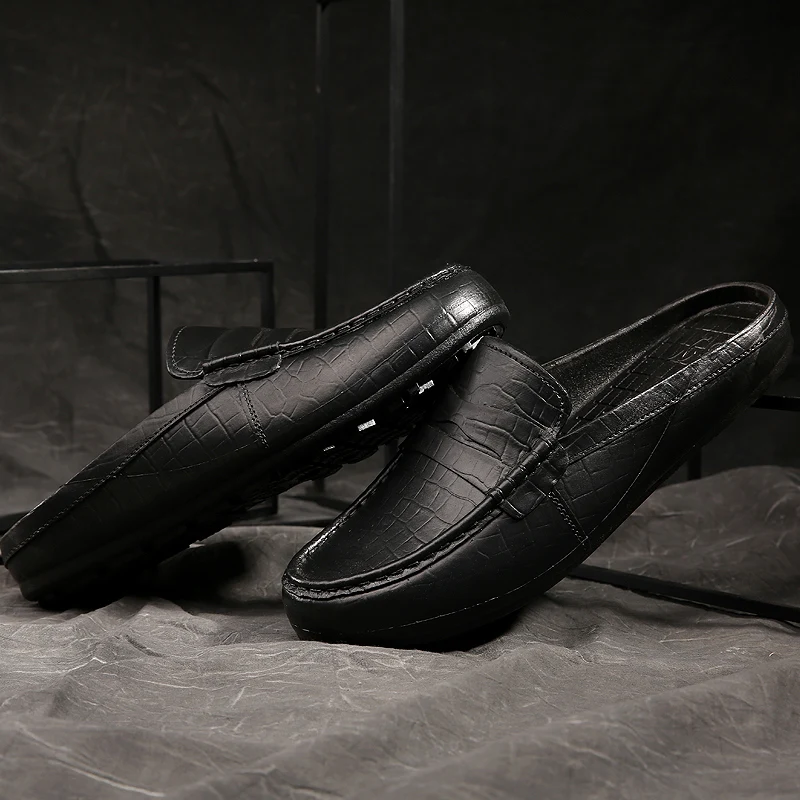 Кожаные тапочки для мужчин новинка 2019 мужская обувь дышащие удобные мужские