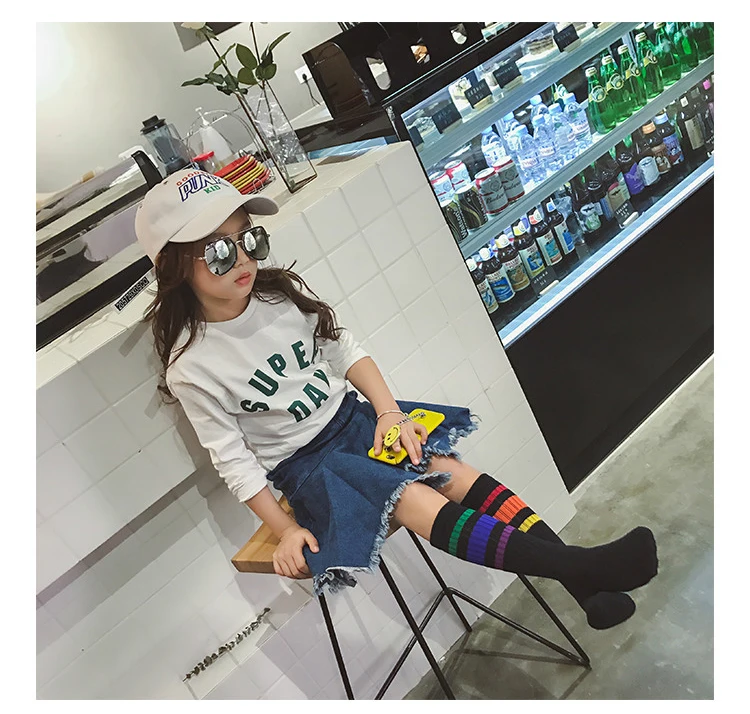 New arrival fashion baby Kids Knee High Socks For Girls Boys Football Stripes Cotton Sports white black socks Old School