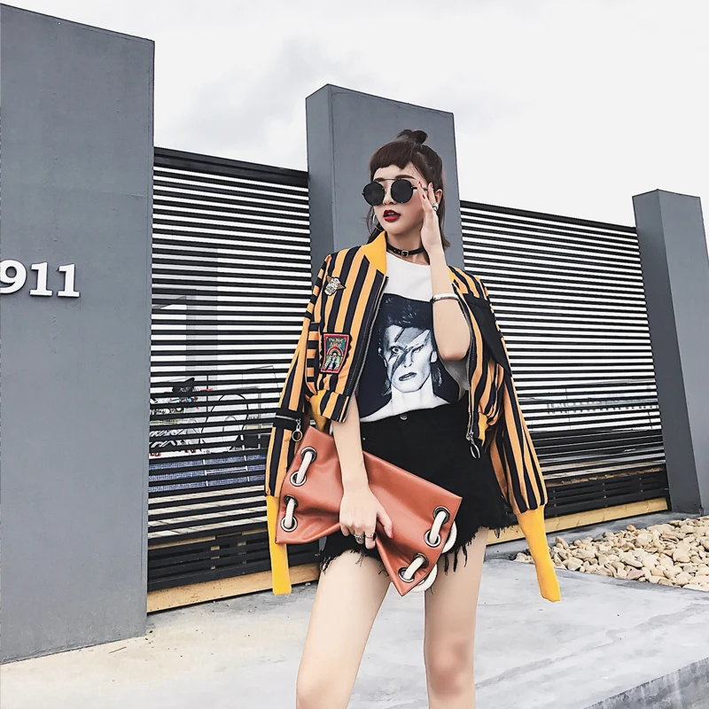 Женская куртка в полоску с нашивкой и мультяшным принтом весна осень|fashion jacket|jacket