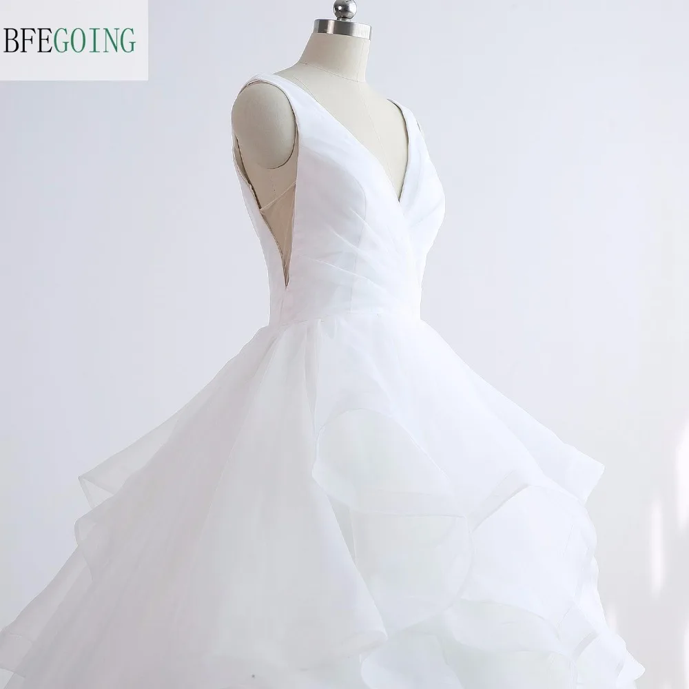 White Organza Sleeveless A-Line Wedding Dress Chapel Train V-Neck Tiered Pleat Real/Original Actual Photos Custom Made | Свадьбы и