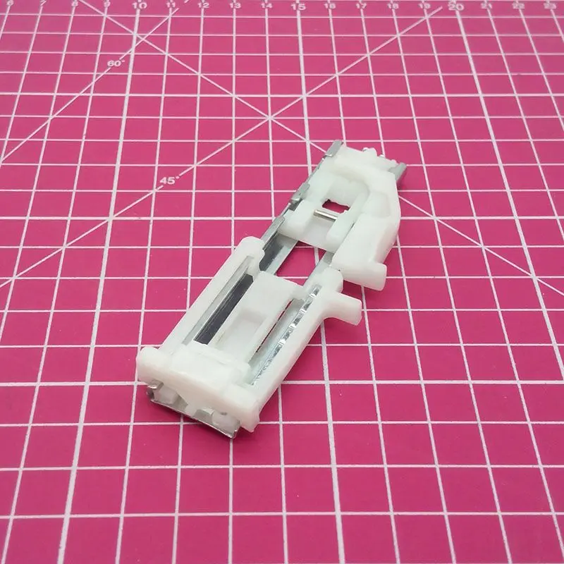 5 шт./лот JANOME многофункциональная швейная машина прижимной лапки 753801004 Замочная