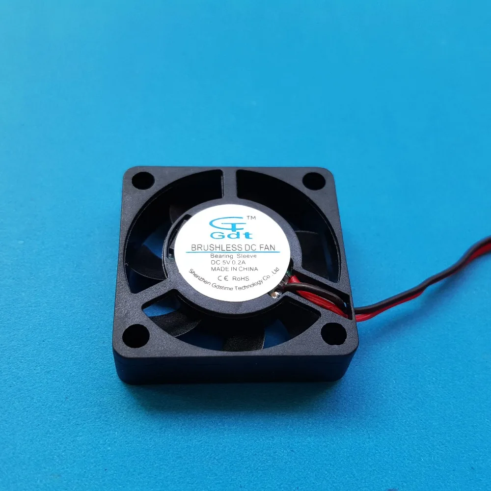 Бесплатная доставка новинка мини 50 шт./лот 30x30x7 мм Φ (2PIN) DC 5V 0.2A 30*30*7 охлаждающий
