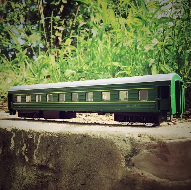 Мигающая музыкальная модель поездов игрушечный сплав ностальгия по детству