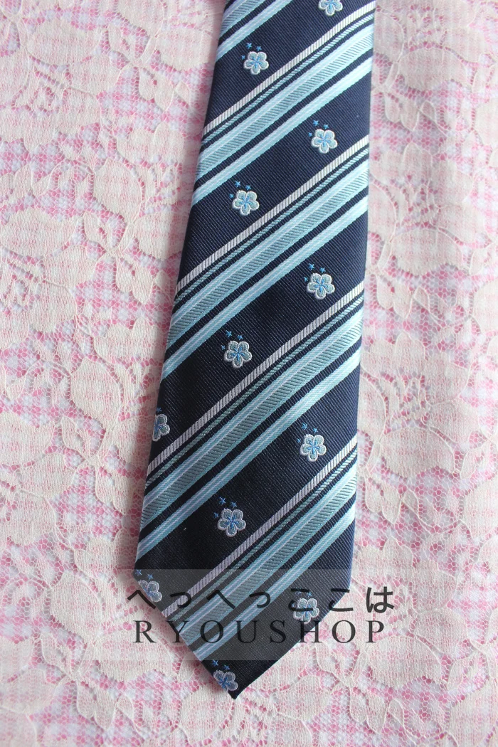 Милый галстук-бабочка унисекс с вышивкой сакуры в стиле преппи для школьниц и