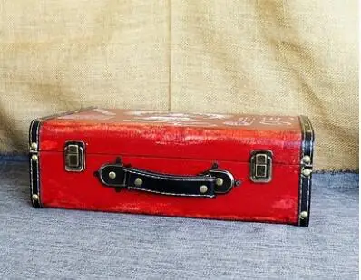 34*24.5*11.5CM British leather suitcase antique wooden box spinner decoration shooting props crafts Home Creative world famous
34*24.5*11.5CM British leather suitcase antique wooden box spinner decoration shooting props crafts Home Creative world famous