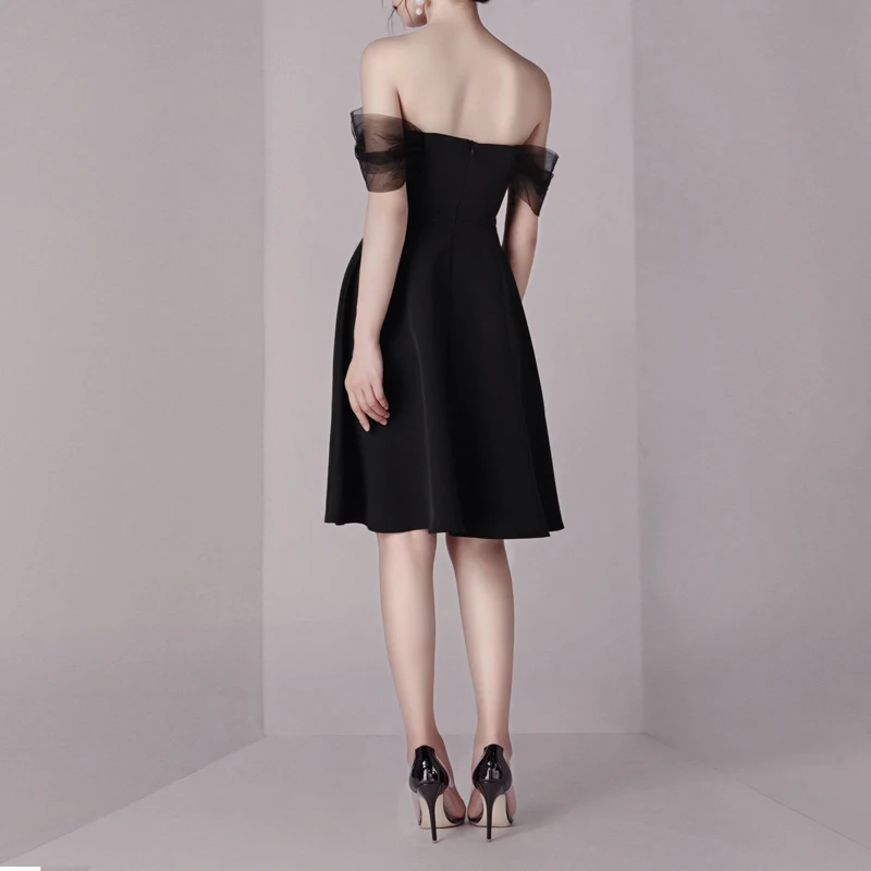 Женское платье с открытыми плечами Max Spri черное Сетчатое вечернее ТРАПЕЦИЕВИДНОЕ