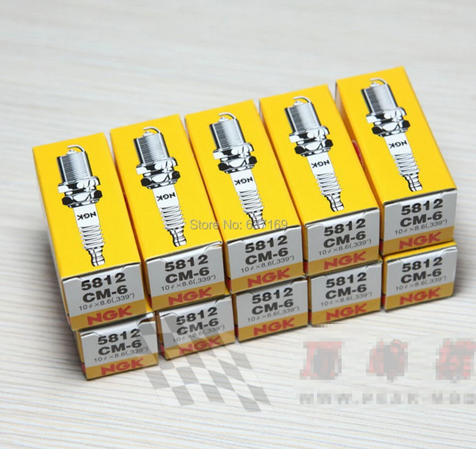 Japanese original NGK CM-6 spark plug | Игрушки и хобби
