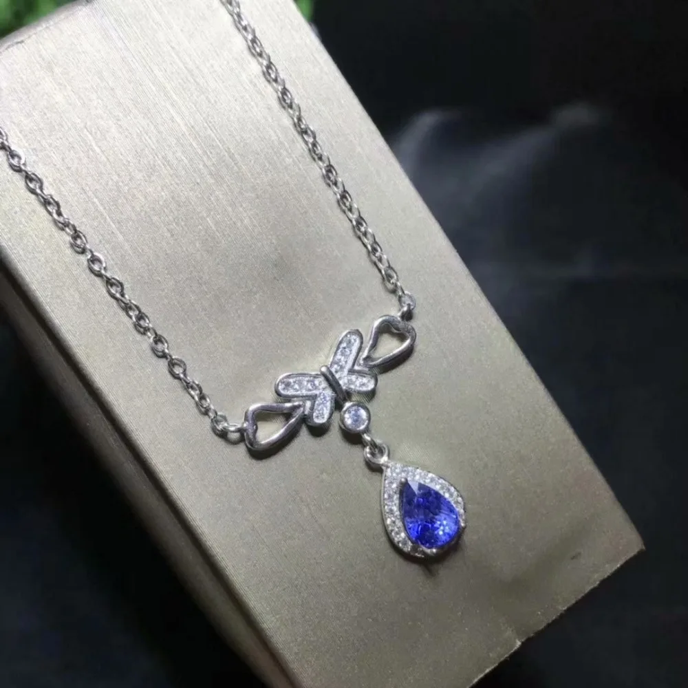 

925 silver inlaid with natural sapphire necklace Drip Birthday gift for dinner Beautiful jewelry.