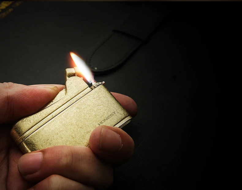 Честные металлические повторные надувные газовые зажигалки с бутаном многоразового использования Размер 61*40*13,5 мм