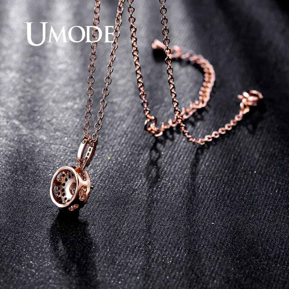 Ожерелье женское из розового золота с кубическим цирконием и круглой подвеской |