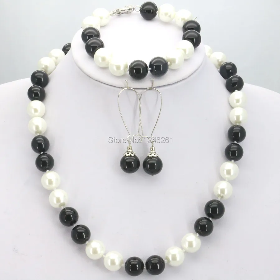 Горячая продажа Рождественский подарок девушки 10 мм белый и черный стеклянные