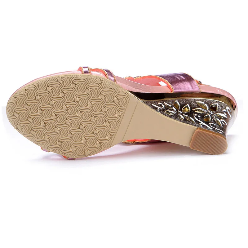 Новинка 2019 года босоножки на танкетке в богемном стиле для девочек цвет розовый